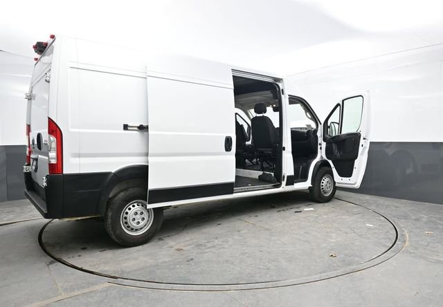 Used 2025 RAM ProMaster 2500 w/ Convenience Group image 43