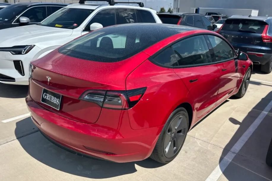 Used 2022 Tesla Model 3 RWD image 6