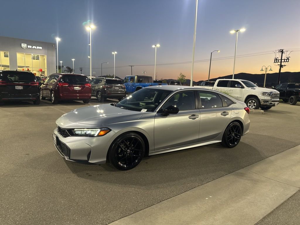 Used 2025 Honda Civic Sport image 4