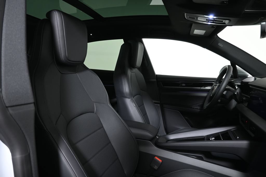 New 2026 Porsche Macan 4 Electric AWD/4WD image 35