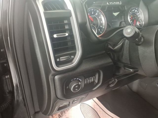 Used 2019 RAM 1500 Big Horn AWD/4WD image 15