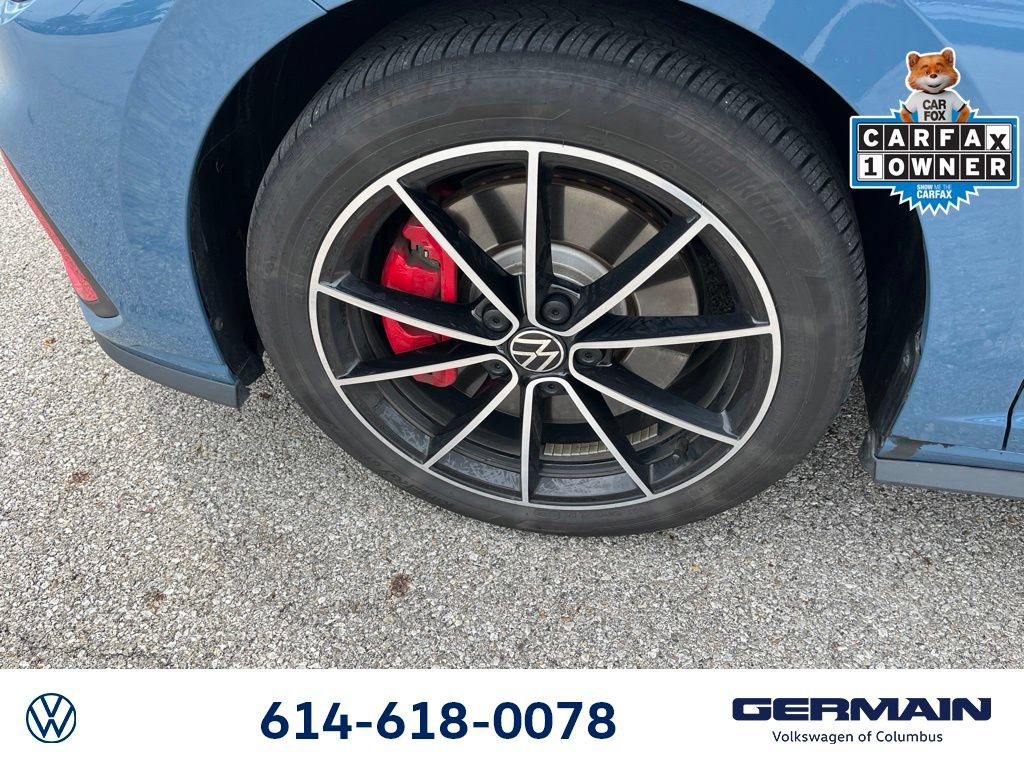 Used 2025 Volkswagen Jetta GLI Autobahn FWD image 16