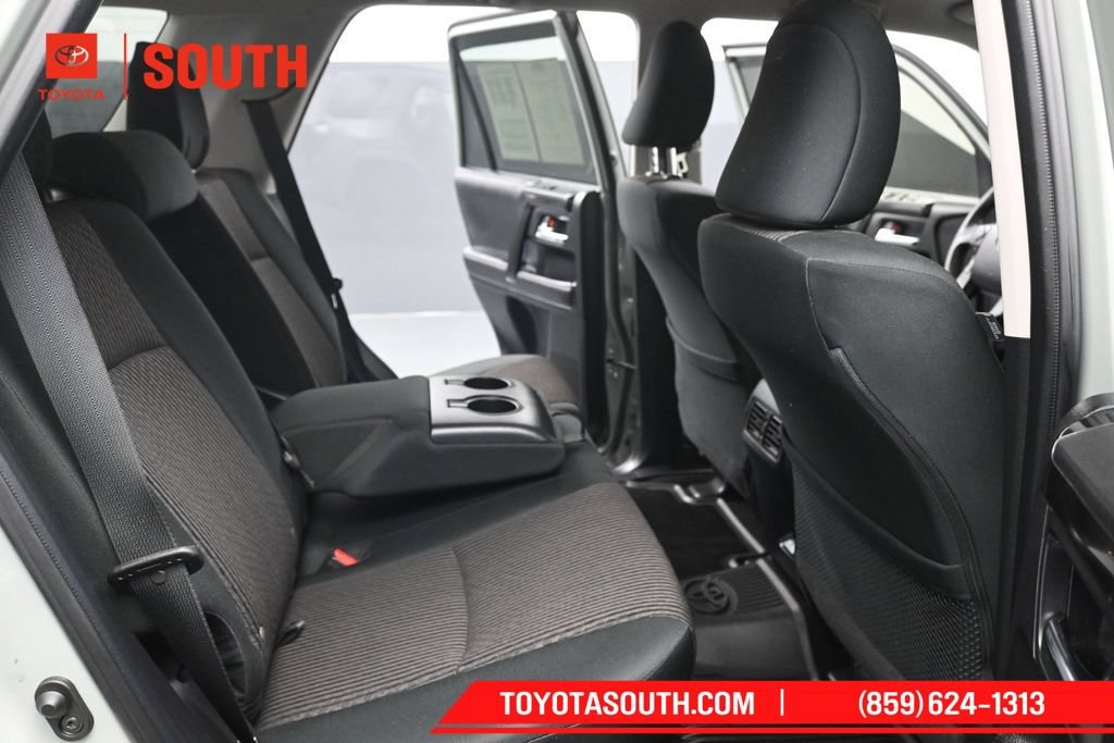 Used 2023 Toyota 4Runner TRD Off-Road AWD/4WD image 30