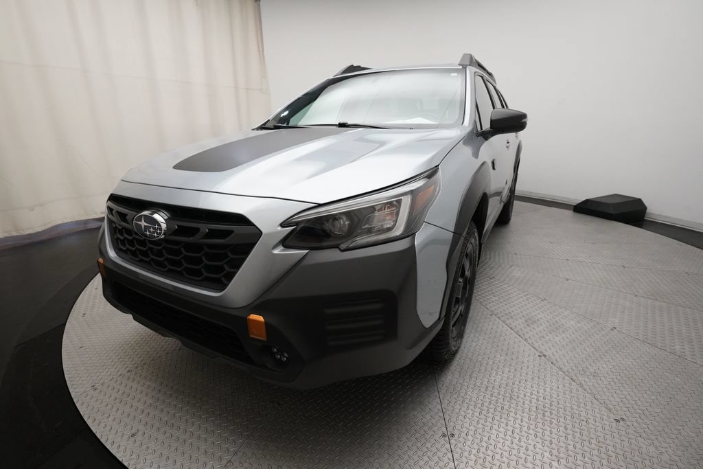 Used 2022 Subaru Outback Wilderness w/ Wilderness Package AWD/4WD image 12