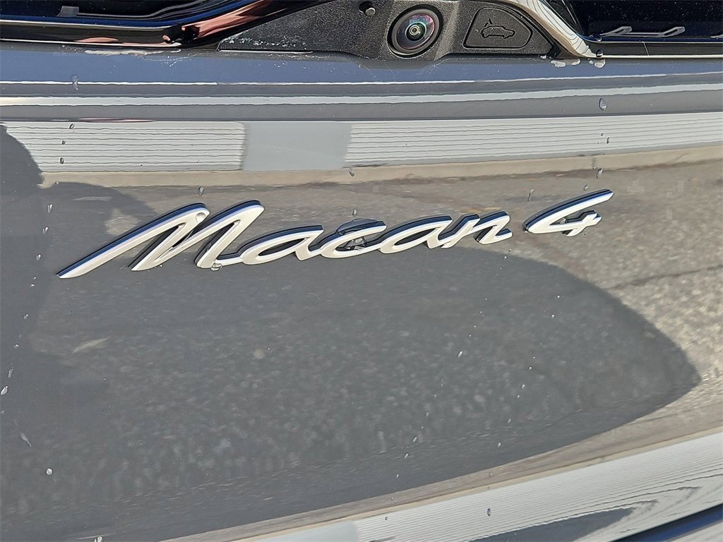 Certified 2025 Porsche Macan 4 Electric image 13