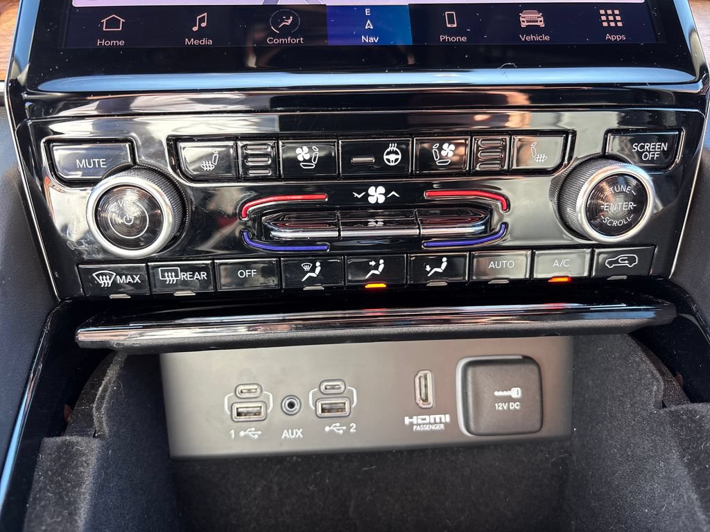 Used 2022 Jeep Grand Cherokee Summit AWD/4WD image 33