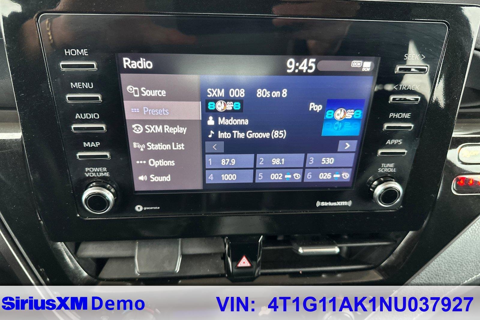 Used 2022 Toyota Camry SE image 28