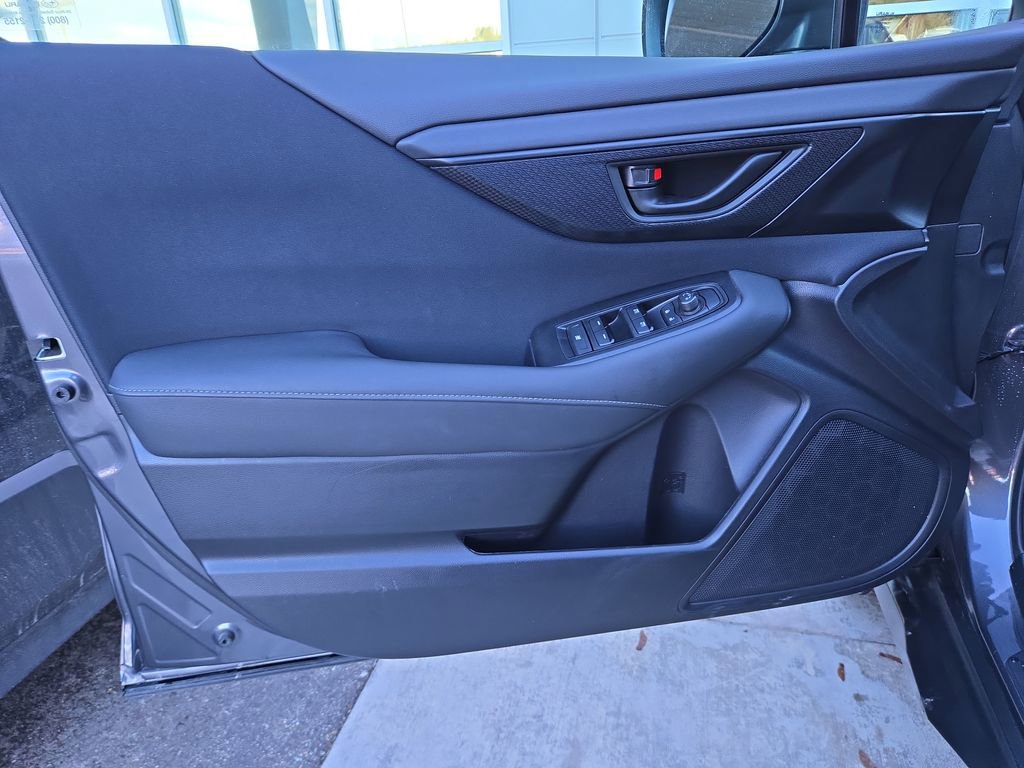 Used 2025 Subaru Outback image 12