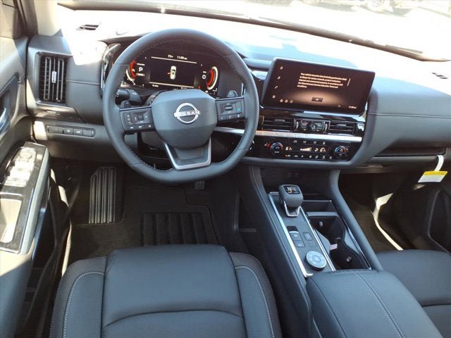 New 2026 Nissan Pathfinder SL AWD/4WD image 6