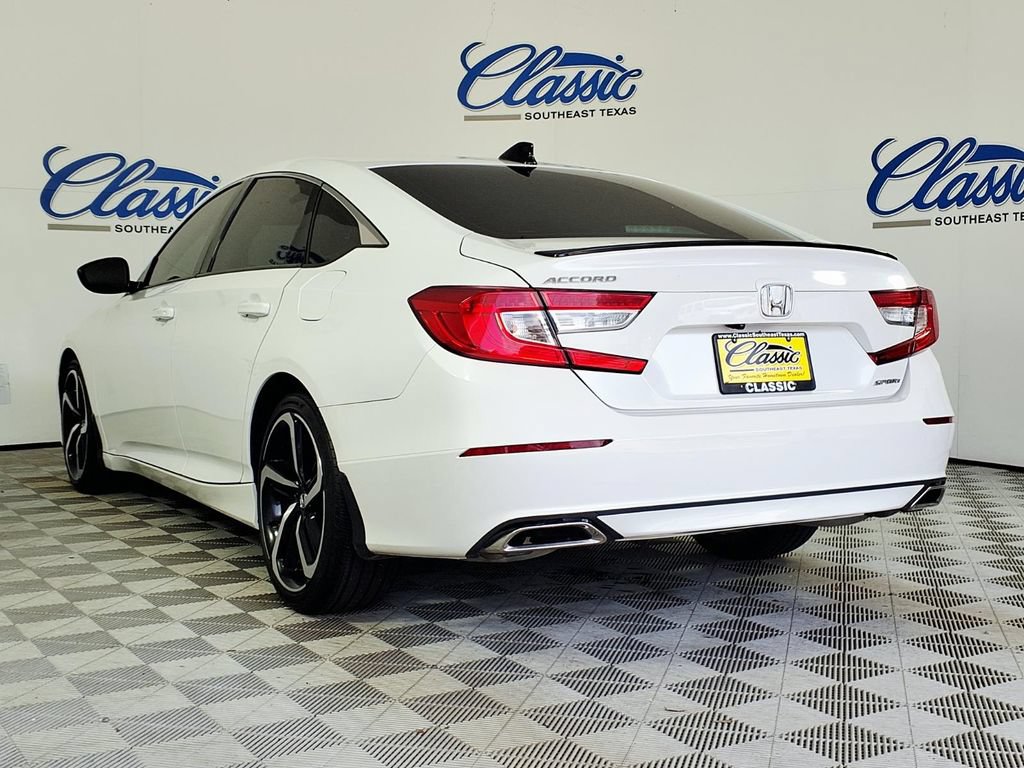 Used 2021 Honda Accord Sport image 2
