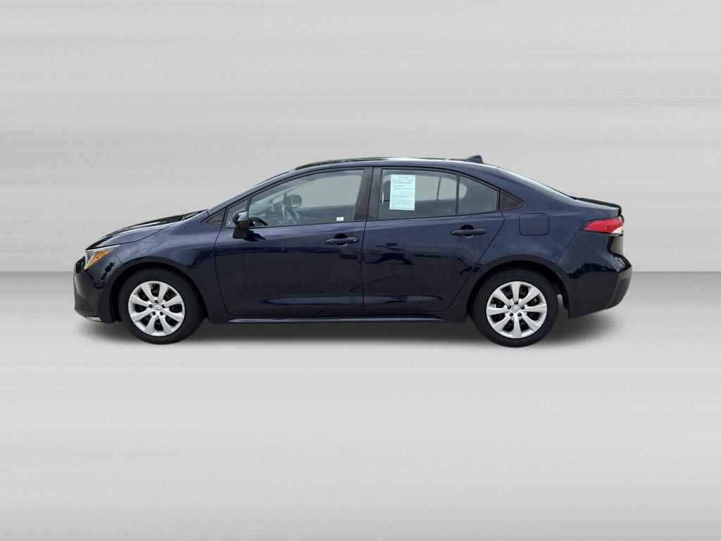 Used 2023 Toyota Corolla LE w/ Carpet Mat Package (TMS) FWD image 10