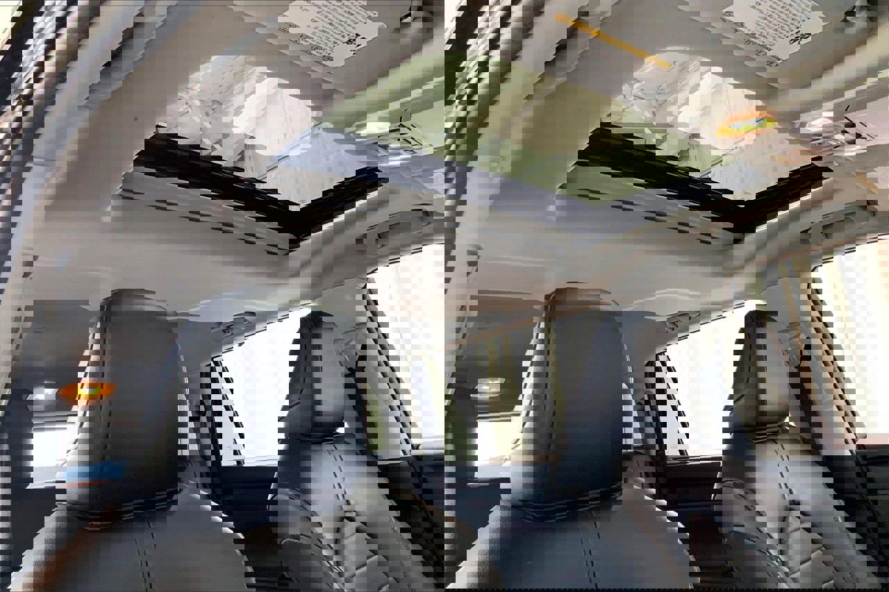 Used 2022 Toyota Highlander XLE image 27