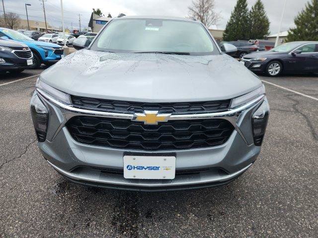 New 2026 Chevrolet Trax LT w/ Driver Confidence Package FWD image 6