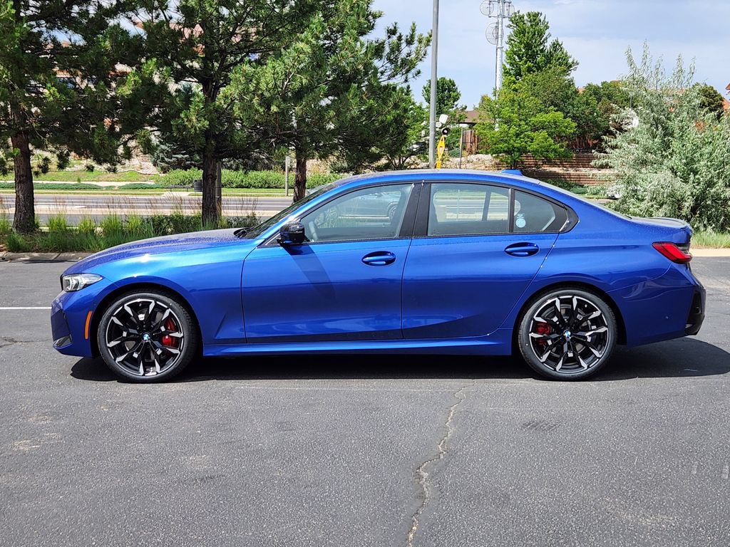 New 2026 BMW 330i xDrive Sedan w/ M Sport Package AWD/4WD image 2