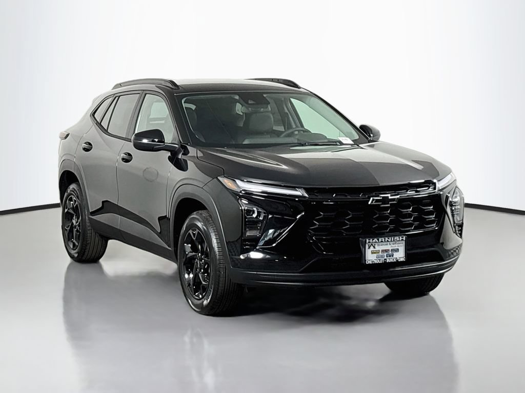 New 2026 Chevrolet Trax LT w/ Driver Confidence Package FWD image 1
