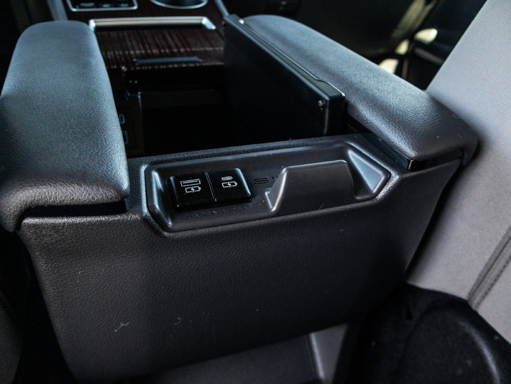 Certified 2024 Toyota Sienna LE w/ LE Plus Package FWD image 22