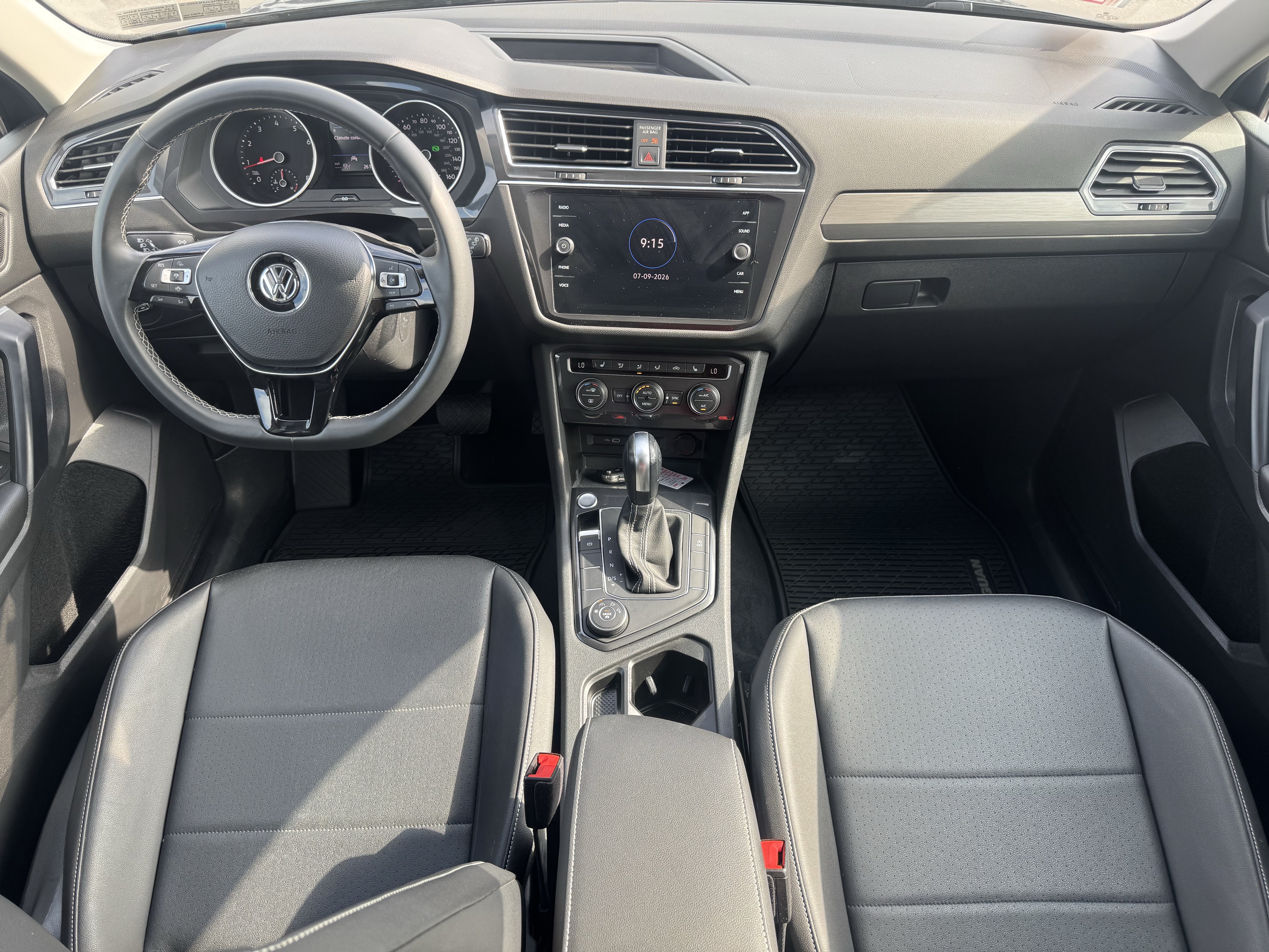 Used 2021 Volkswagen Tiguan SE AWD/4WD image 14