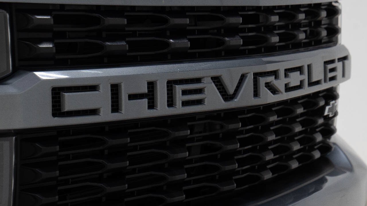 Used 2021 Chevrolet Silverado 1500 Custom w/ LPO, Dark Essentials Package RWD image 11