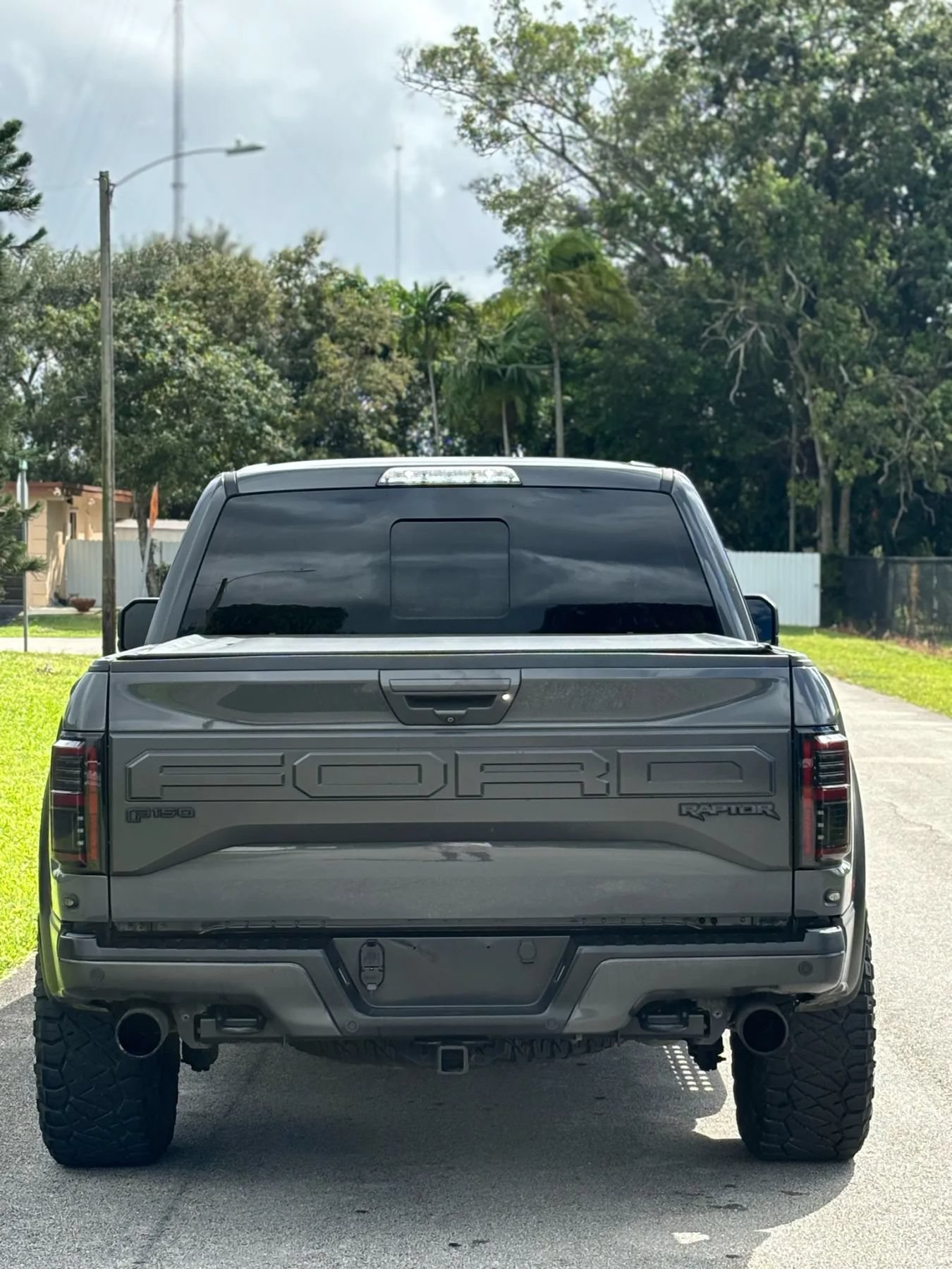 Used 2018 Ford F150 Raptor w/ Equipment Group 802A Luxury AWD/4WD image 6