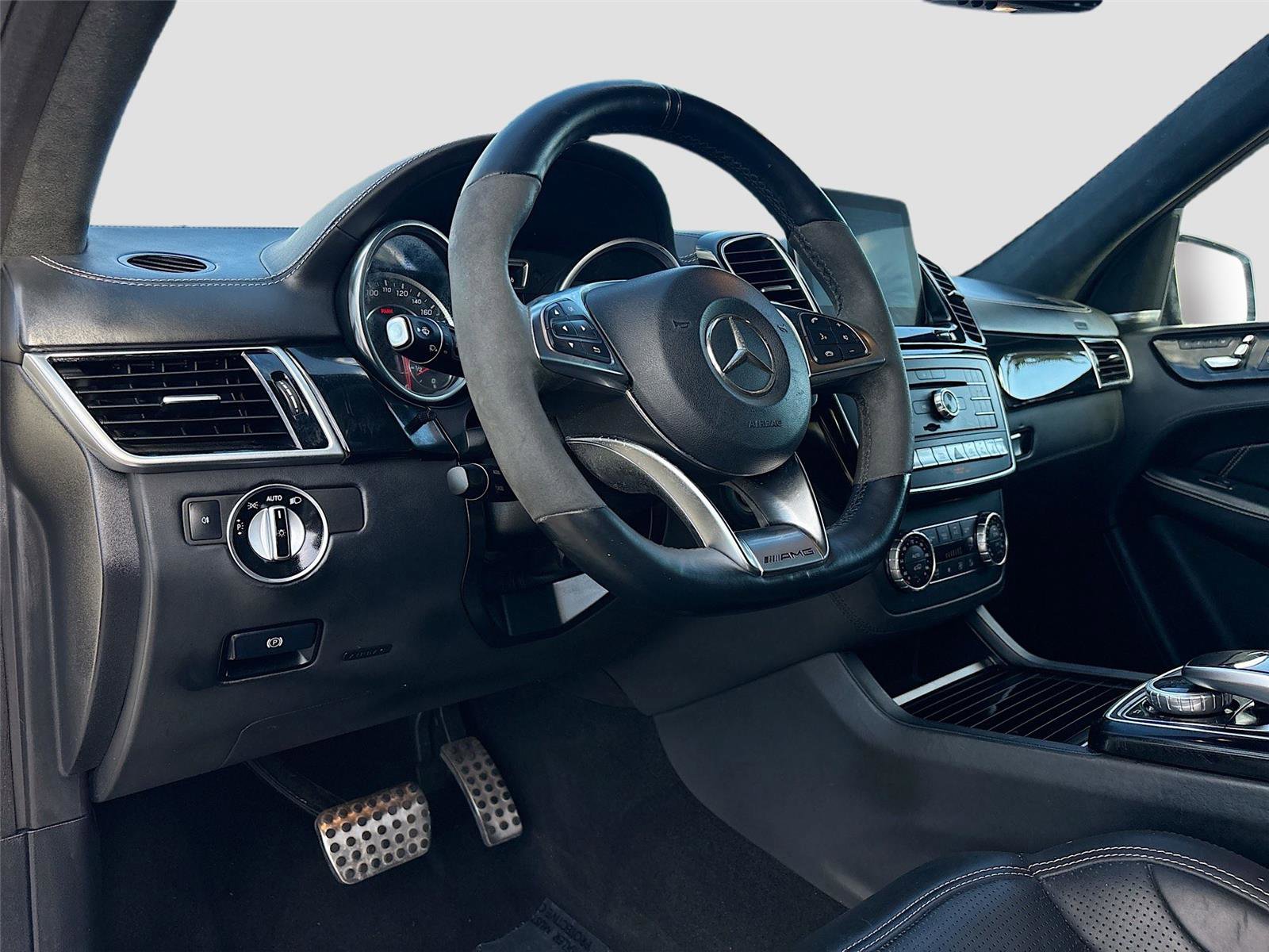 Used 2017 Mercedes-Benz GLE 63 AMG 4MATIC image 9