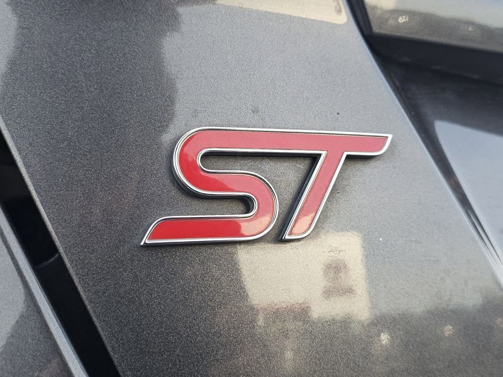 Used 2016 Ford Fiesta ST image 17