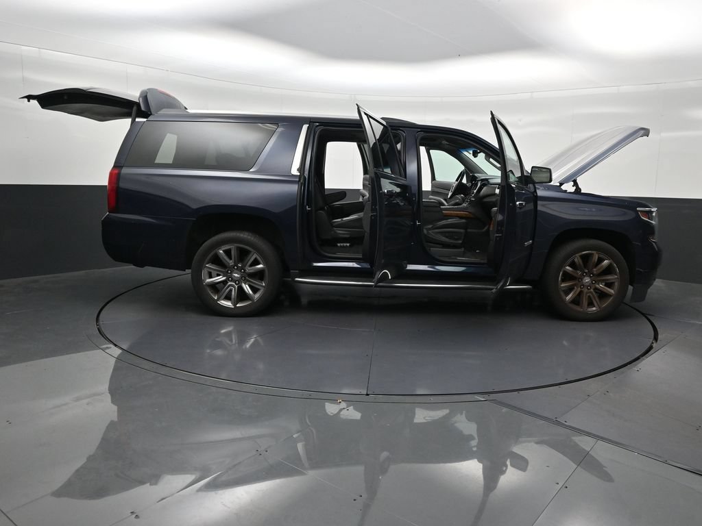 Used 2019 Chevrolet Suburban Premier RWD image 32