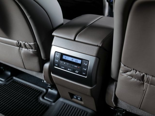 Used 2023 Lexus GX 460 Premium w/ Premium Package AWD/4WD image 21