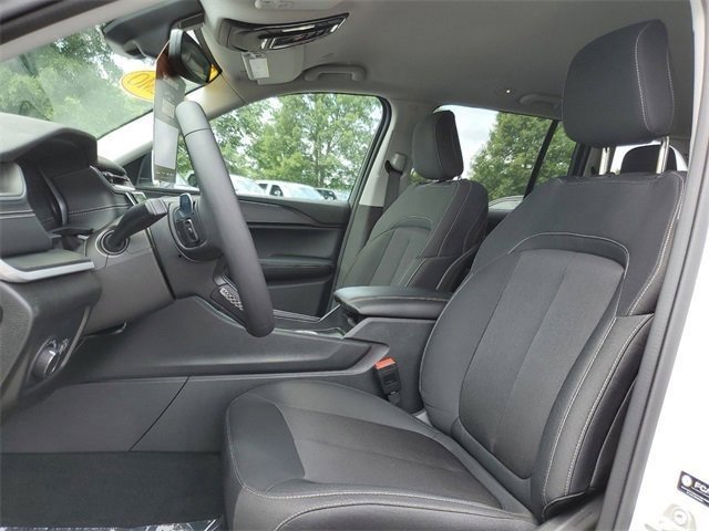 Used 2023 Jeep Grand Cherokee Laredo w/ Luxury Tech Group I image 21