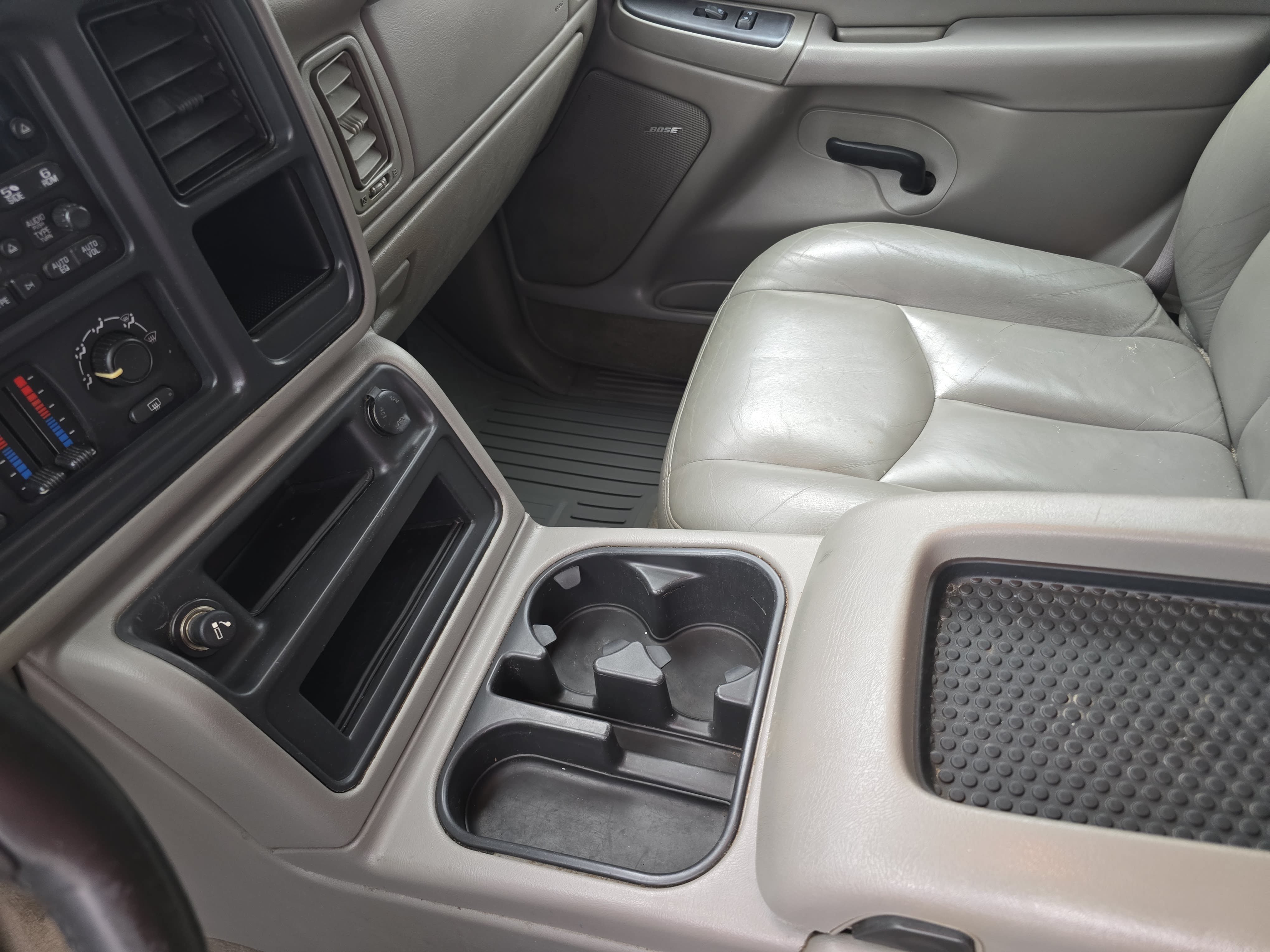 Used 2005 Chevrolet Silverado 1500 4x4 Crew Cab w/ Light Duty Power Package image 22