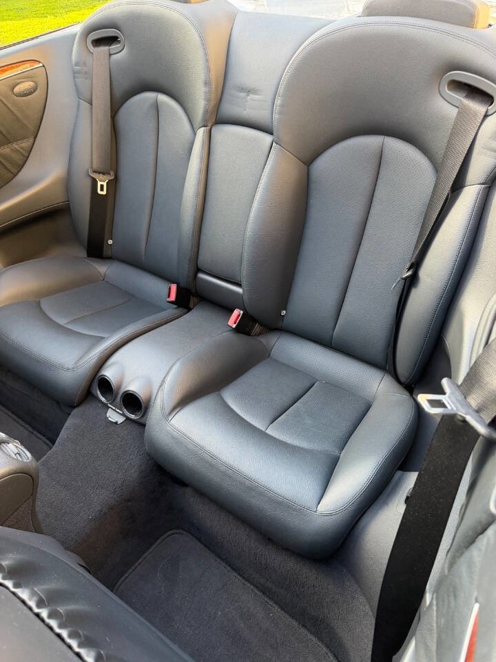 Used 2005 Mercedes-Benz CLK 500 Cabriolet w/ Lighting Pkg image 20