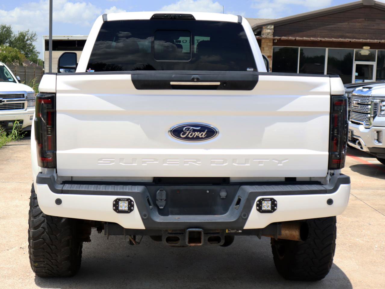 Used 2017 Ford F350 Lariat w/ Lariat Ultimate Package AWD/4WD image 4