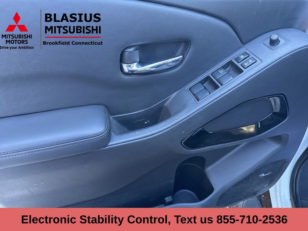 Used 2022 Nissan Frontier PRO-4X image 18