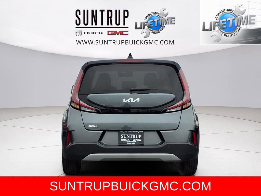 Used 2024 Kia Soul LX w/ Option Group 015 image 28