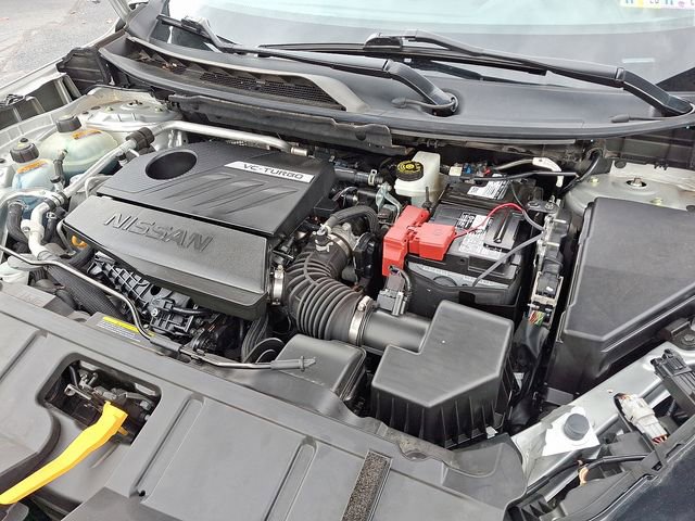 Used 2024 Nissan Rogue SV image 27