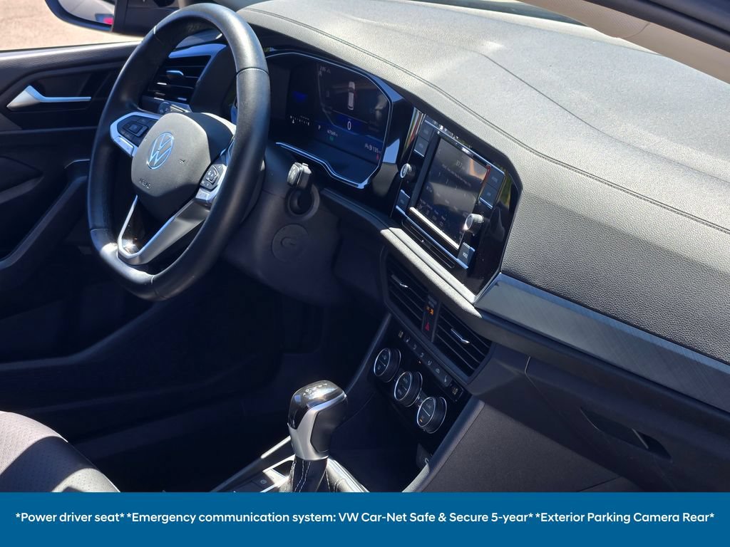 Used 2024 Volkswagen Jetta SE FWD image 9