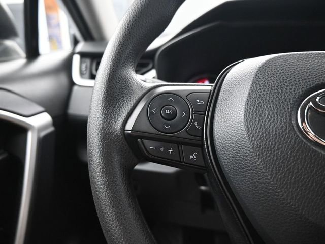 Used 2024 Toyota RAV4 LE AWD/4WD image 14