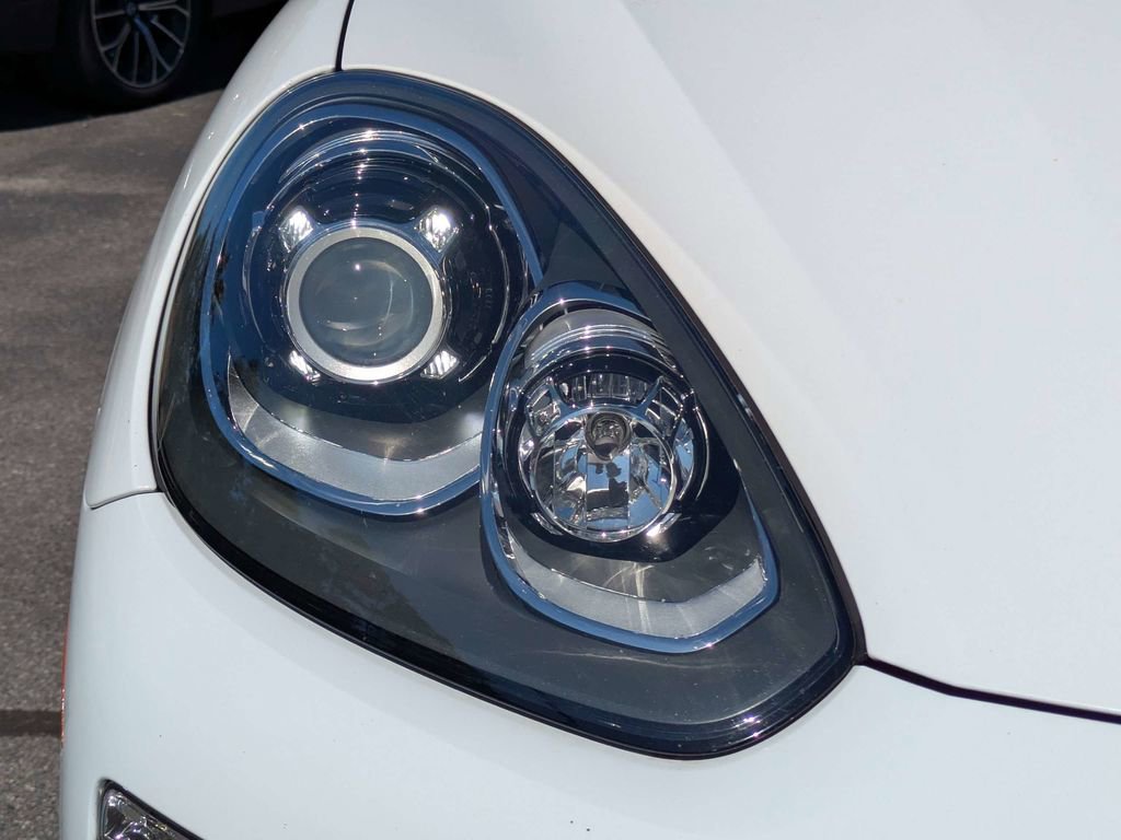 Used 2018 Porsche Cayenne image 10