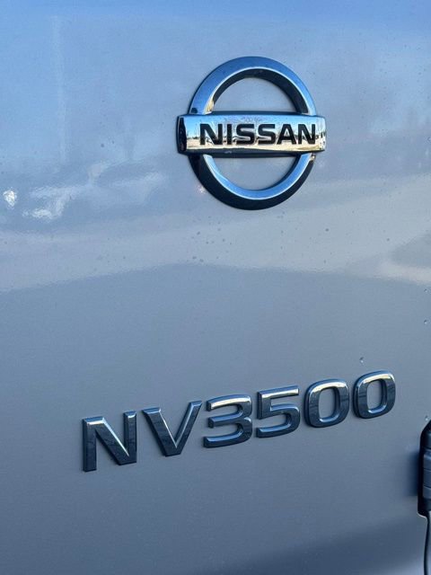 Used 2019 Nissan NV 3500 S image 33