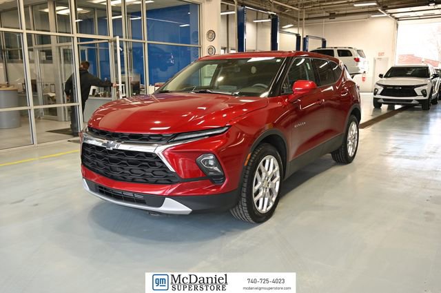 Used 2023 Chevrolet Blazer LT image 1