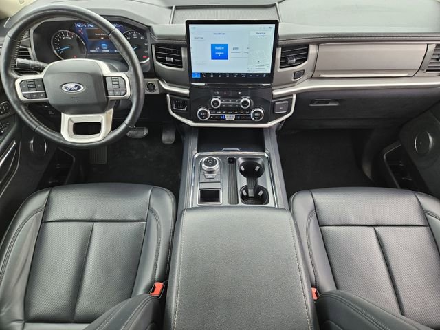 Used 2024 Ford Expedition XLT image 25