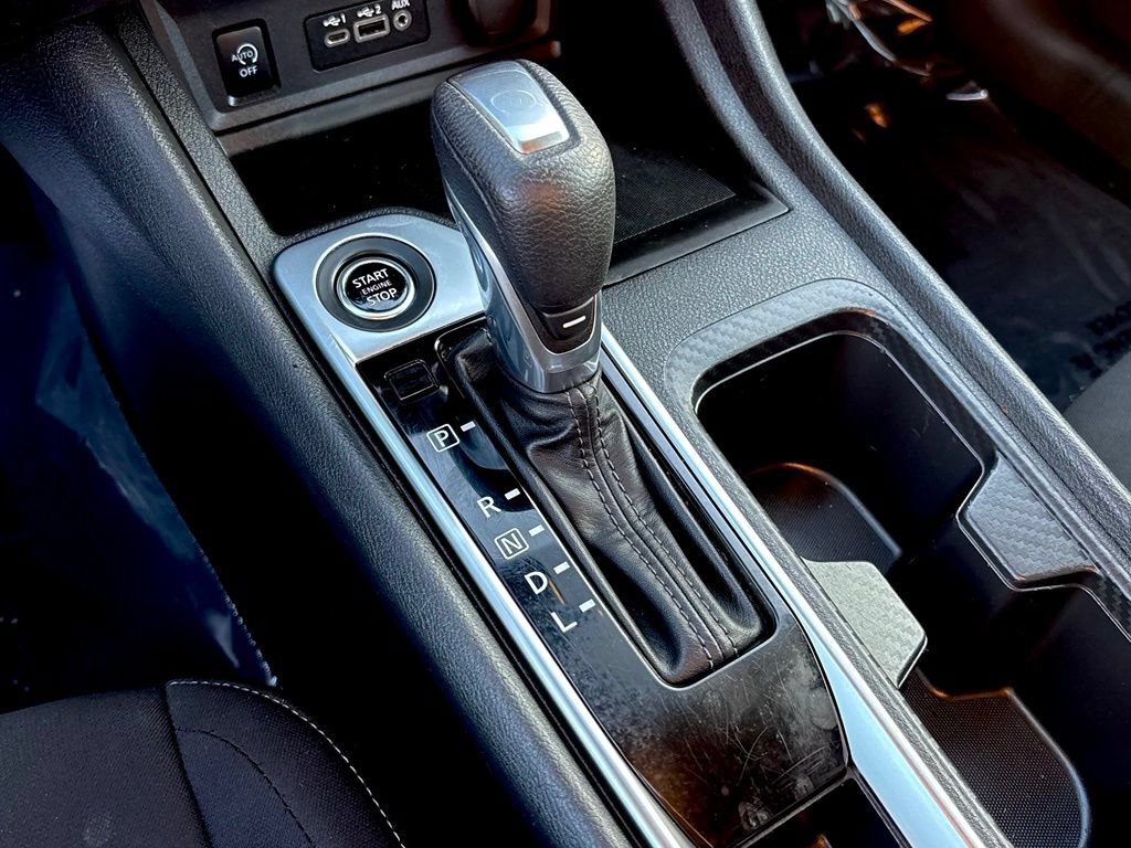 Used 2024 Nissan Sentra SV FWD image 12
