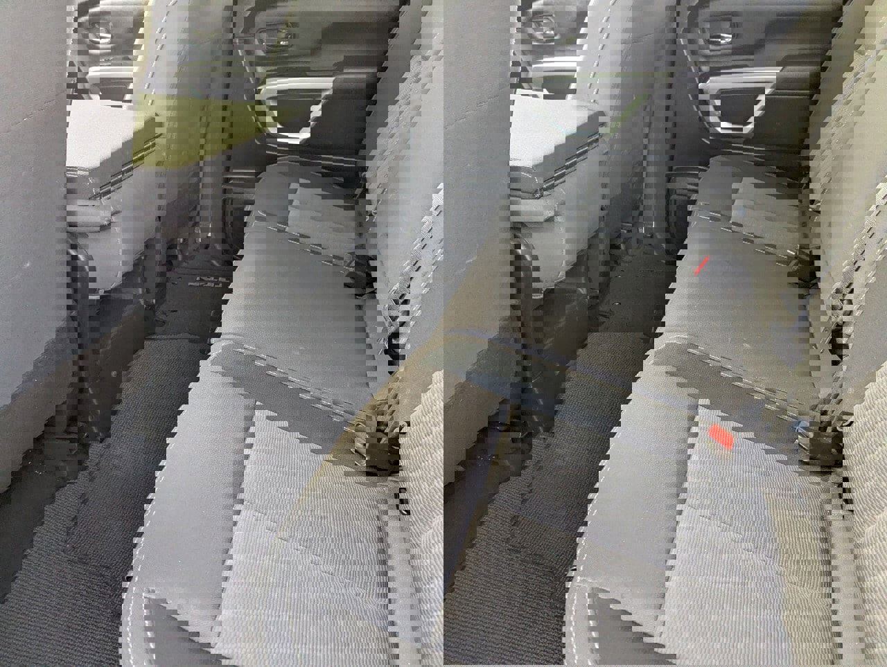 Certified 2022 Nissan Titan SV image 16