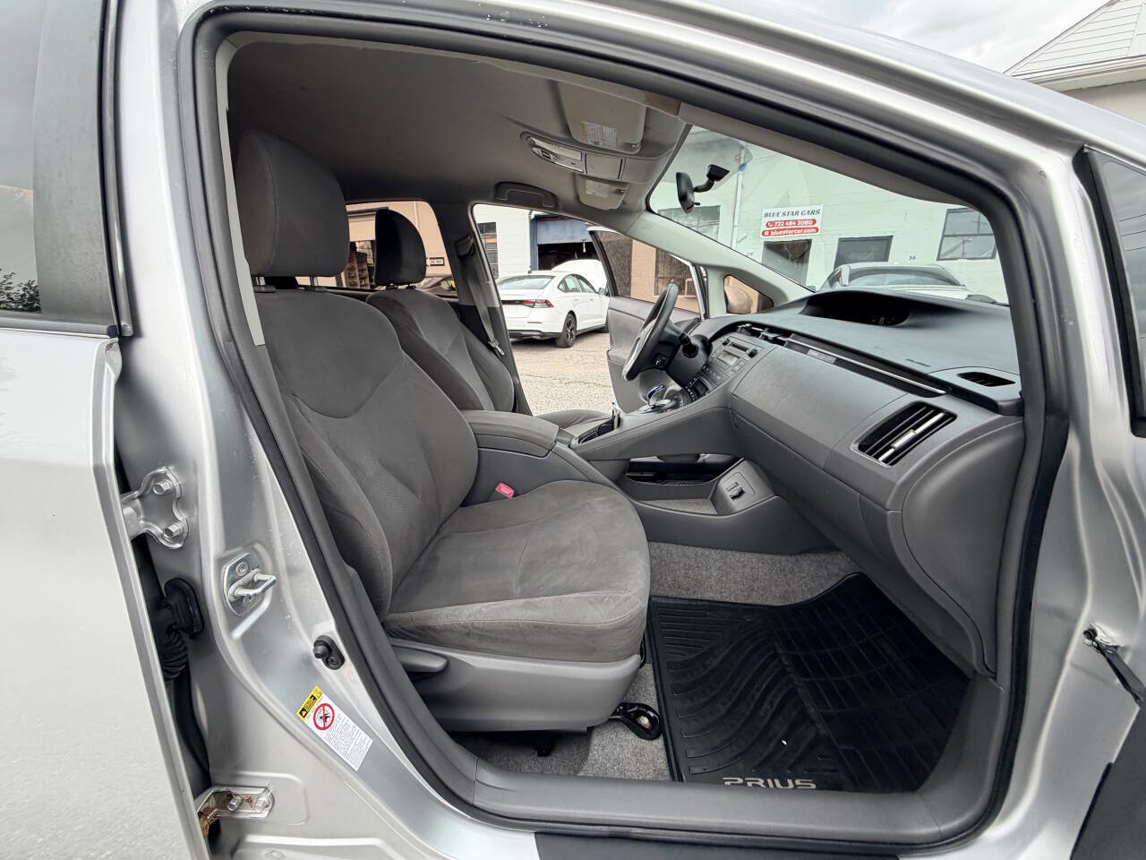 Used 2011 Toyota Prius Three FWD image 51