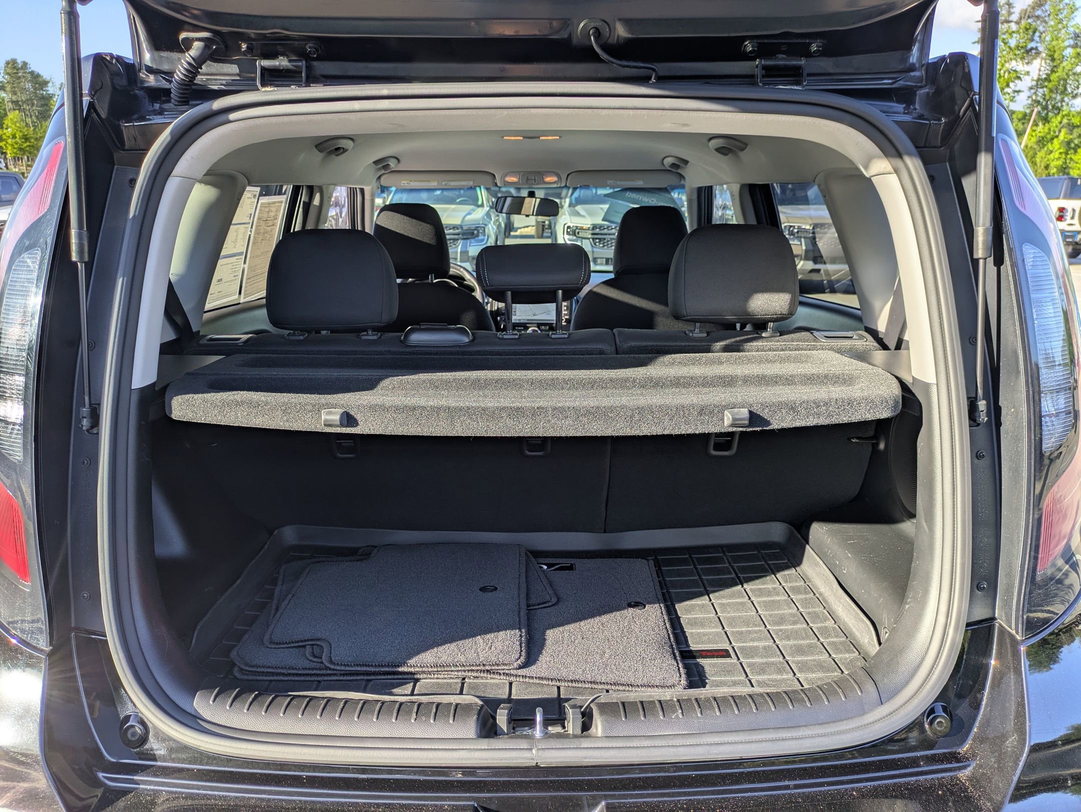 Used 2019 Kia Soul + w/ Audio Package FWD image 34