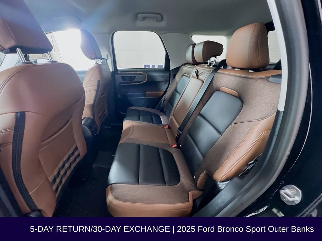 Used 2025 Ford Bronco Sport Outer Banks AWD/4WD image 26