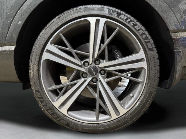 Used 2026 Genesis GV80 3.5T e-SC AWD/4WD image 32