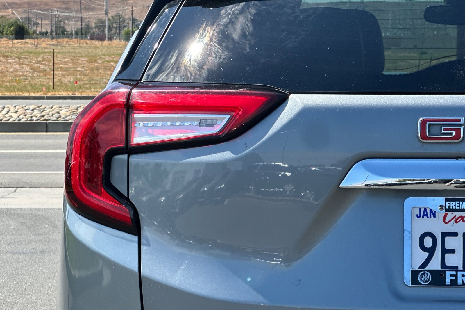 Used 2023 GMC Terrain SLT image 49