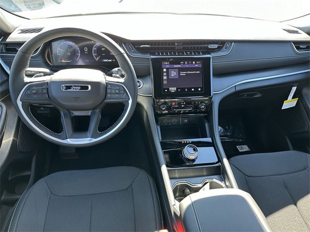 New 2025 Jeep Grand Cherokee L Laredo w/ Luxury Tech Group I image 23