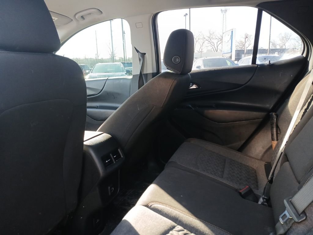 Used 2023 Chevrolet Equinox LT image 25