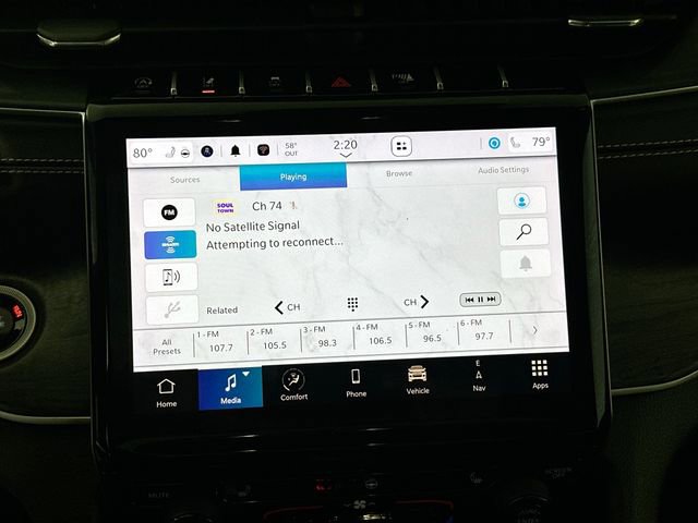 Used 2024 Jeep Grand Cherokee Limited w/ Black Appearance Package AWD/4WD image 13